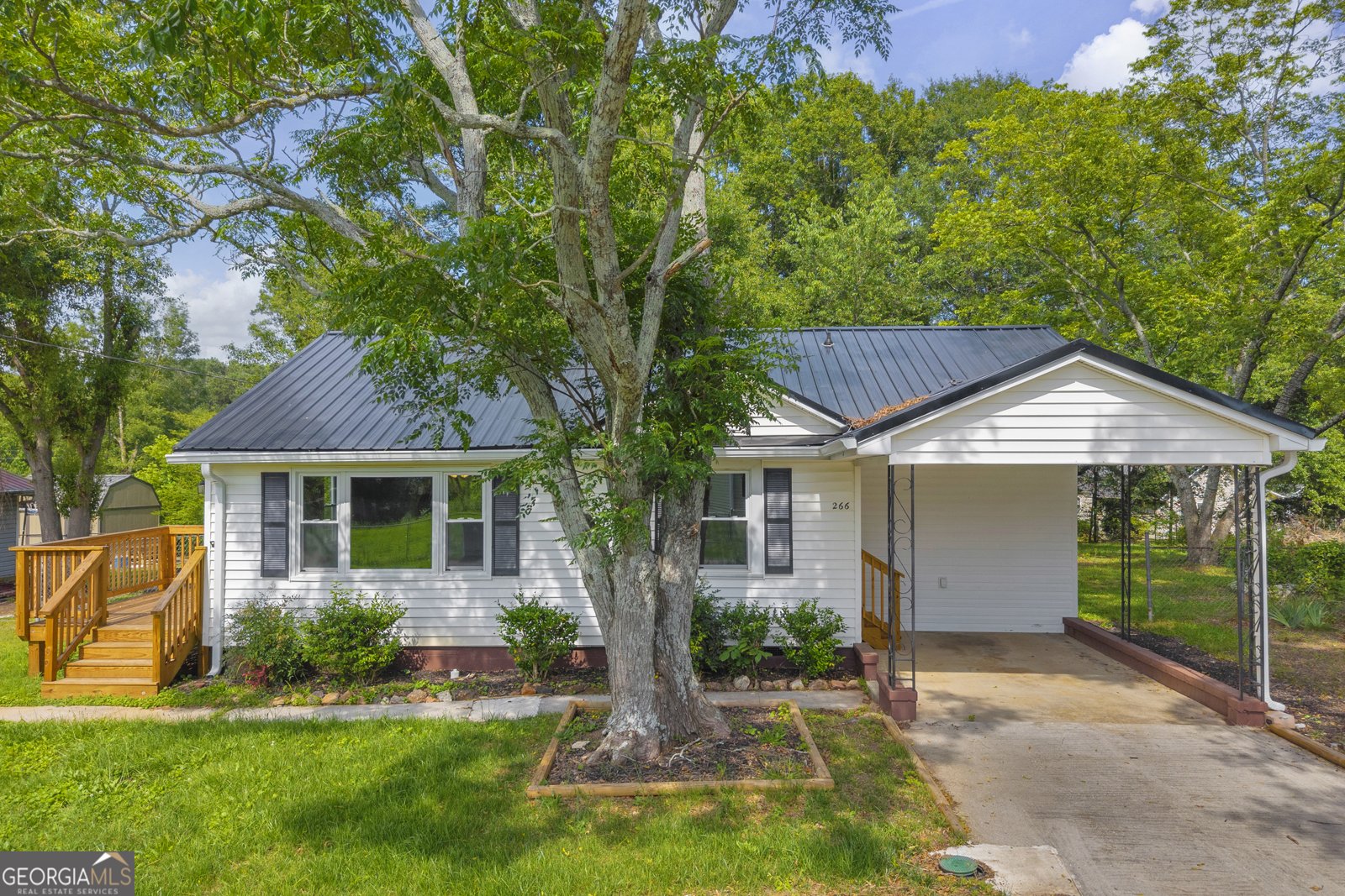266 Randall Street Lavonia - 1