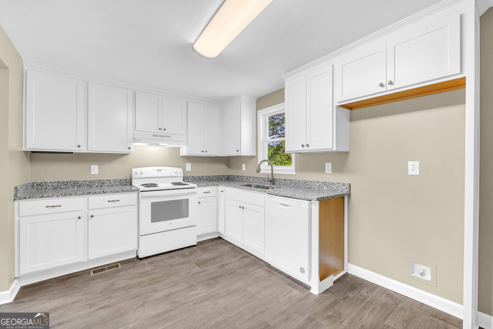 266 Randall Street Lavonia - 20