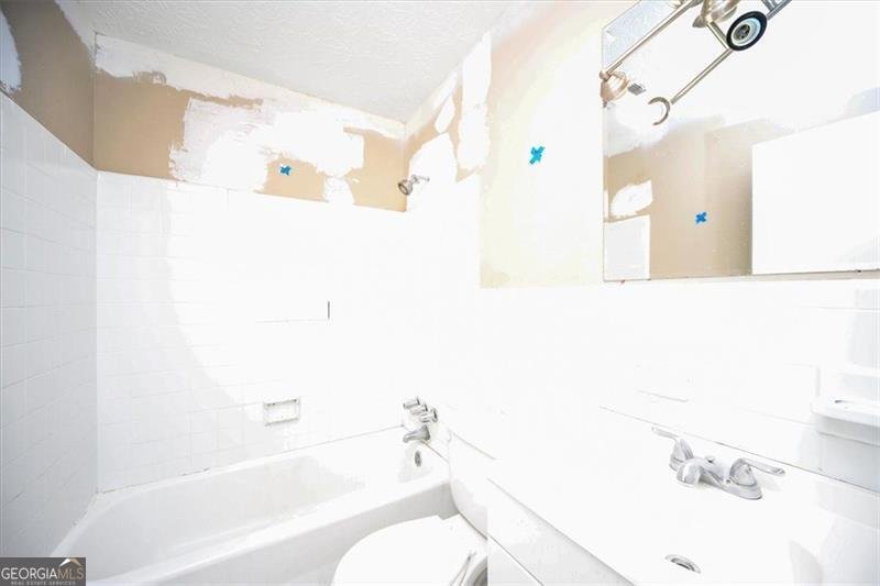 753 GLENN Drive Forest Park - 26
