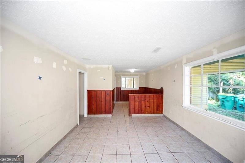 753 GLENN Drive Forest Park - 4