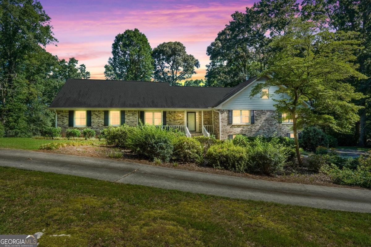 112 Barber Drive Stockbridge - 2