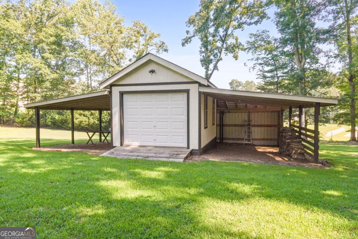112 Barber Drive Stockbridge - 45