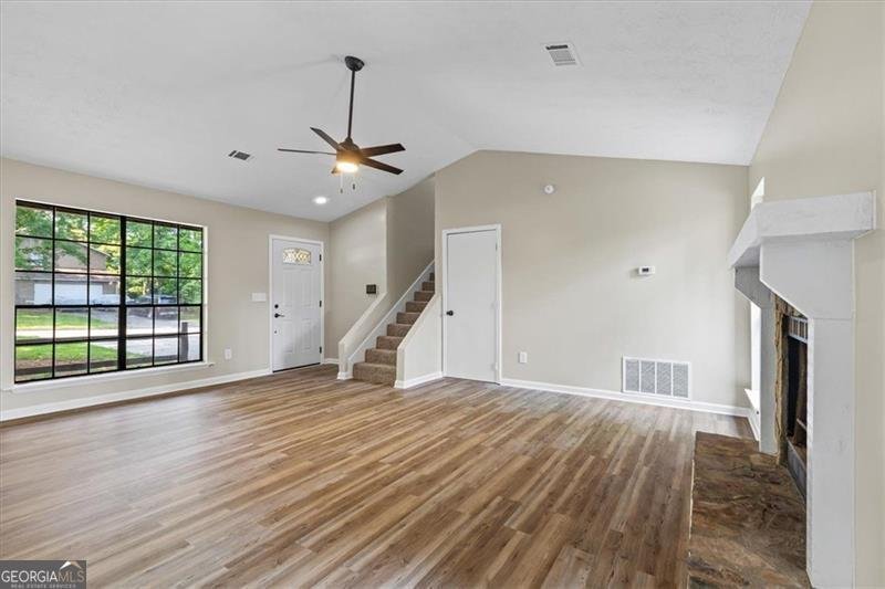 340 WINDSOR Walk Conyers - 7