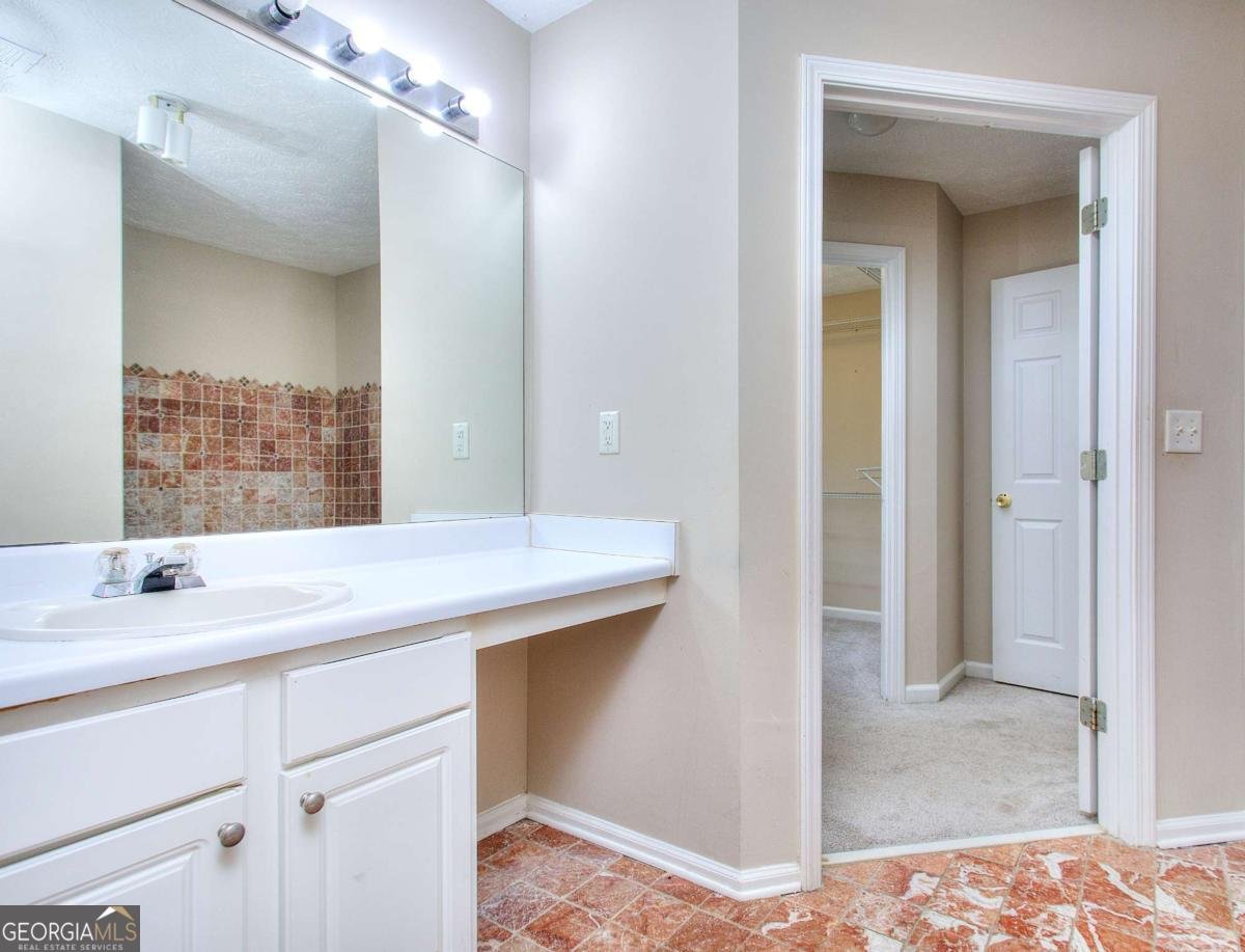 5640 Terremont Circle Norcross - 8