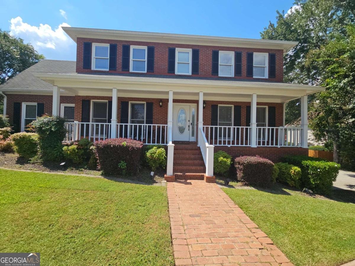 1135 Vineyard Drive Conyers - 1