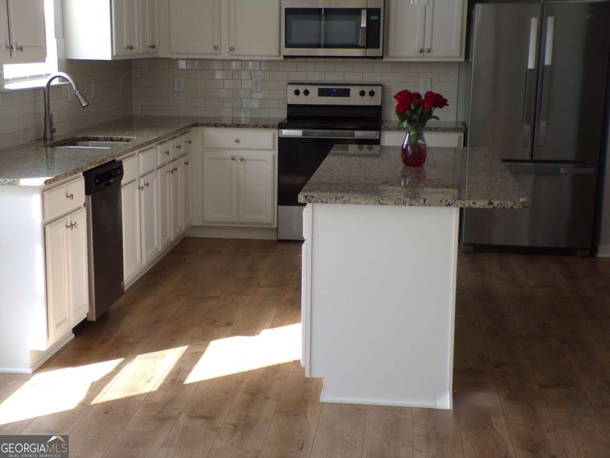 76 Lantana Crossing Dallas - 7
