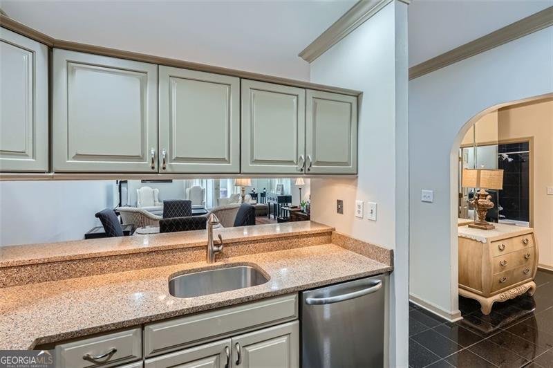 2499 Peachtree Atlanta - 18