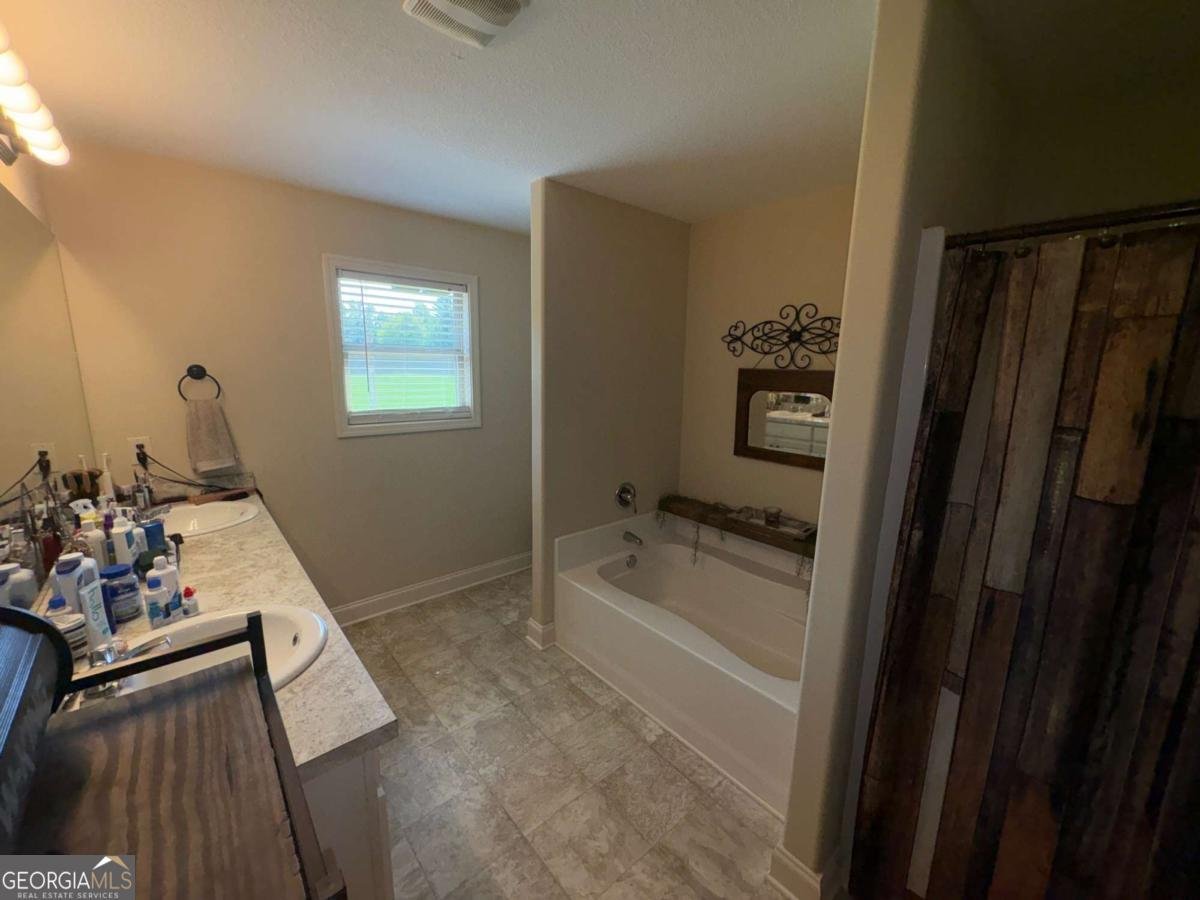 150 Buttercup Lane Bogart - 12