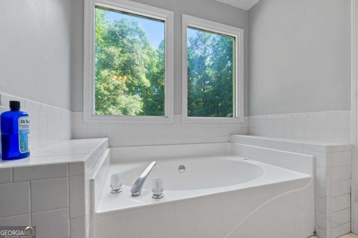 419 Jeffery Drive Locust Grove - 23
