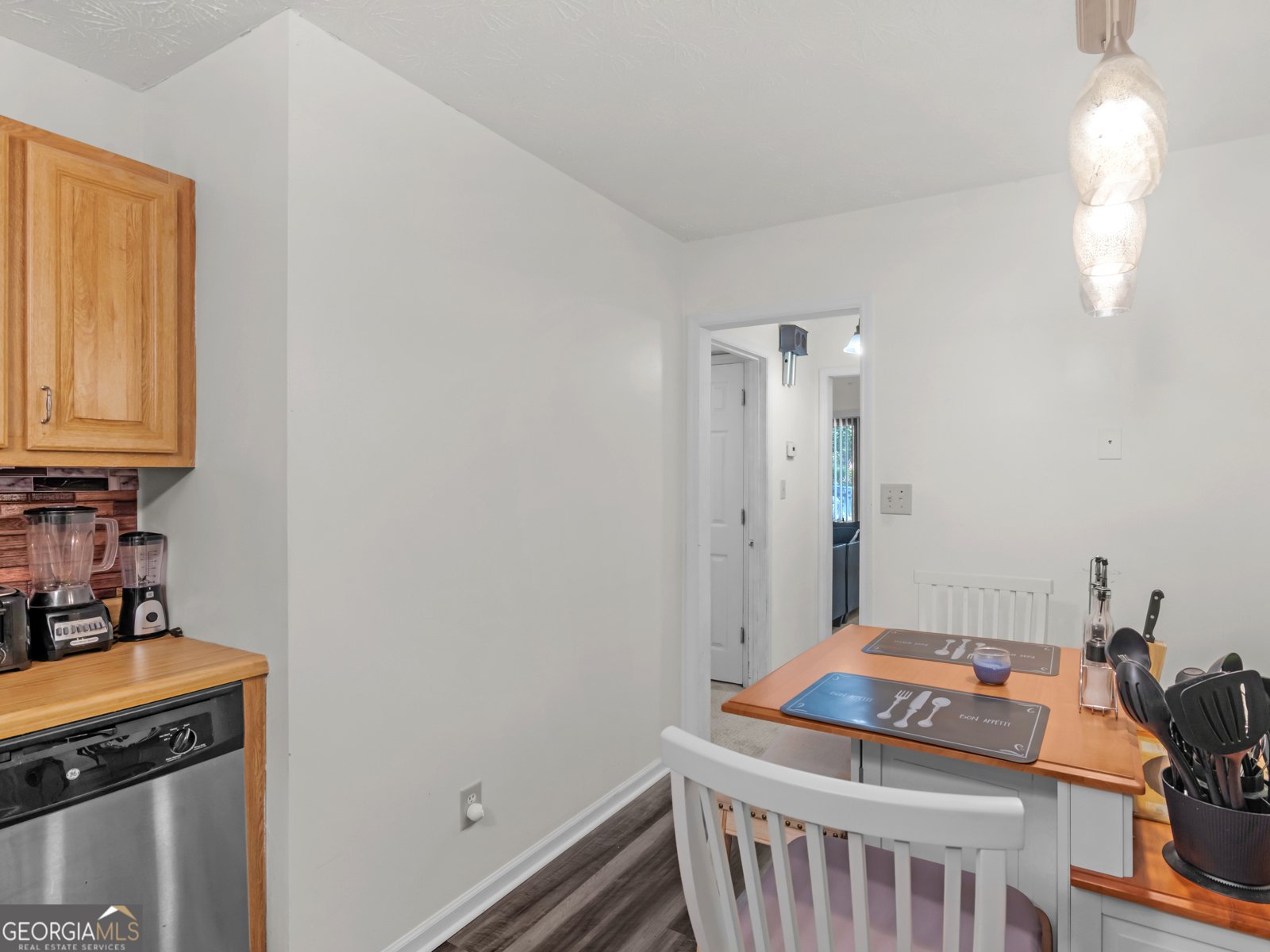 7086 Williamsburg Drive Riverdale - 7