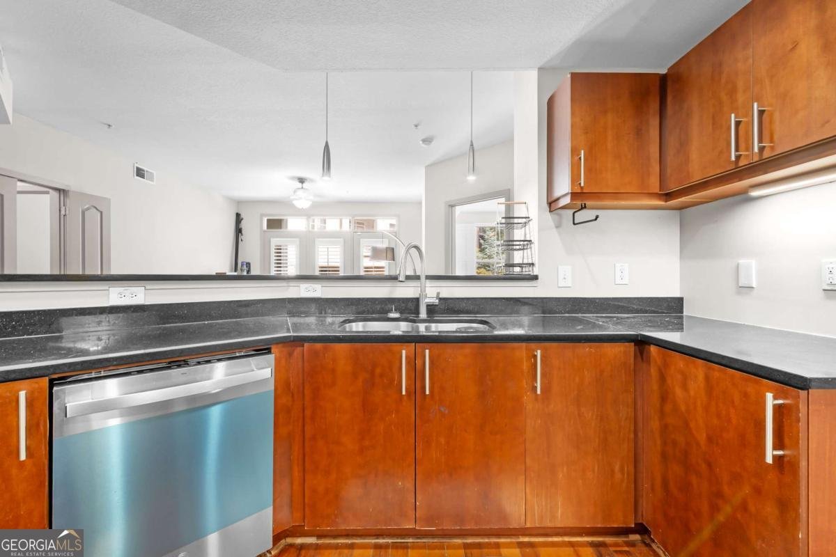 390 17th Street Atlanta - 13