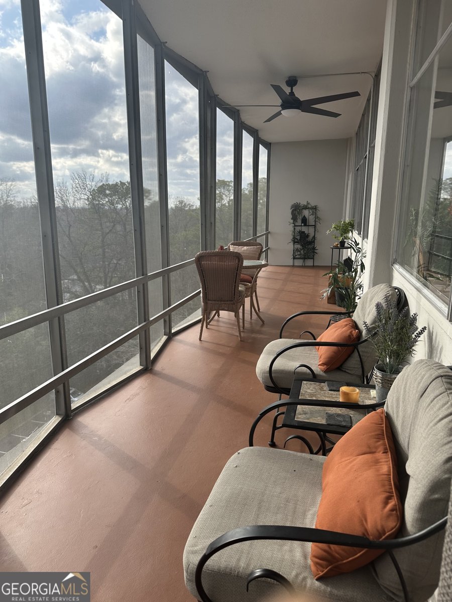 3060 PHARR Court Atlanta - 11