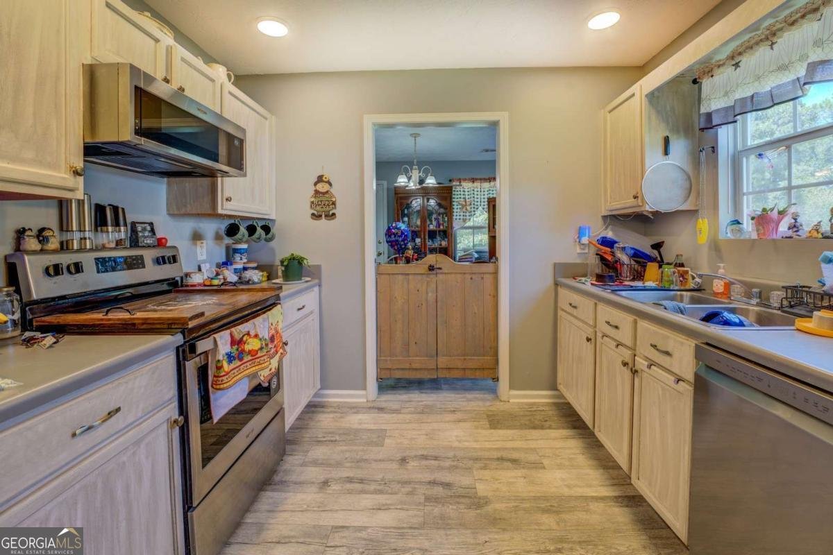 20 Summer Breeze Court Covington - 10