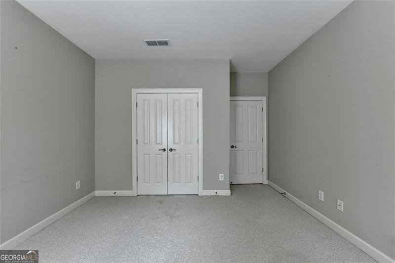 1718 LEGRAND Circle Lawrenceville - 35