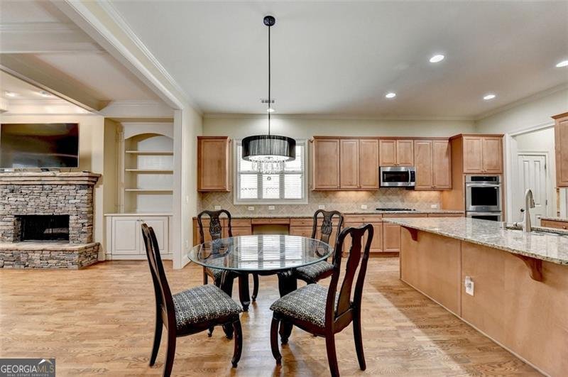 1718 LEGRAND Circle Lawrenceville - 43