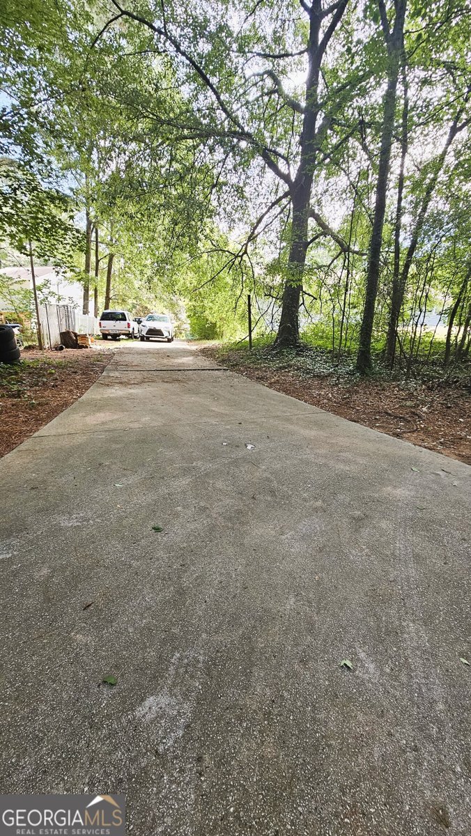 8216 Lakeview Drive Covington - 35