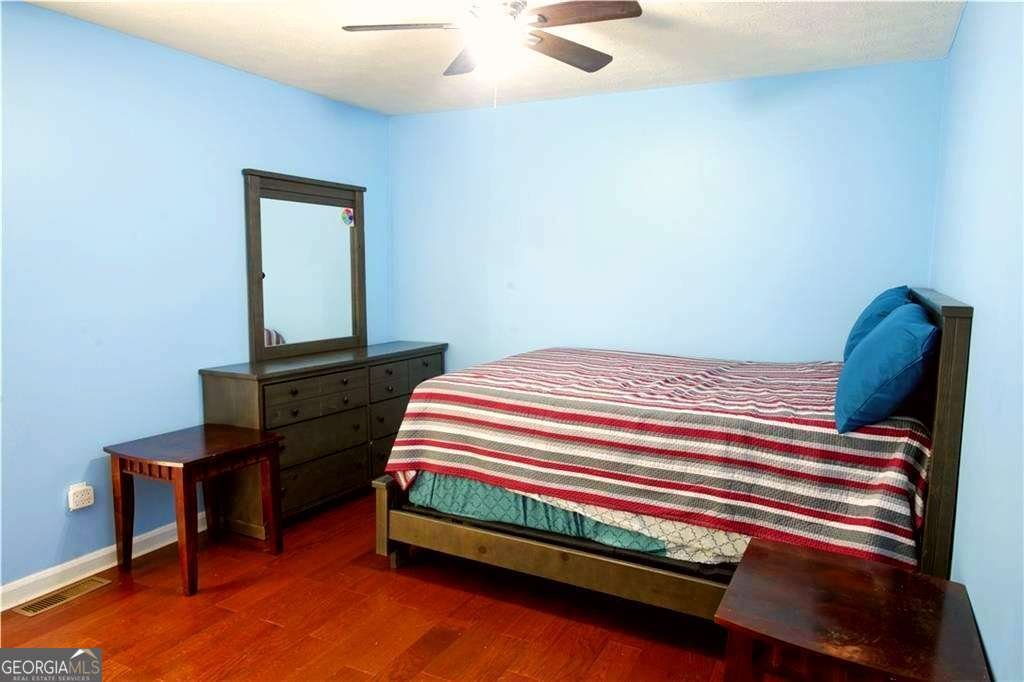 852 Glynn Oaks Drive Clarkston - 4