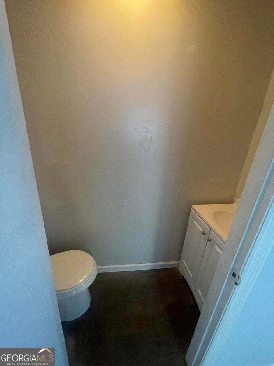 211 3rd Street Thomson - 10