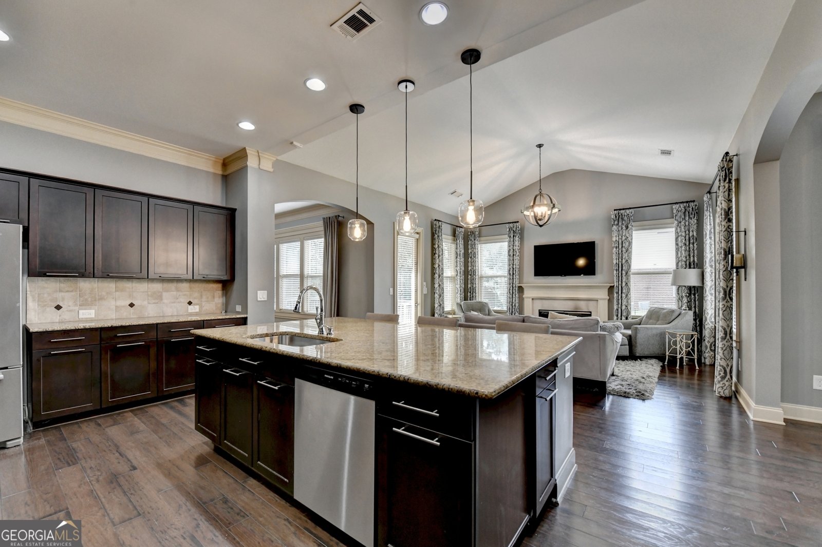 910 Reece Road Alpharetta - 24