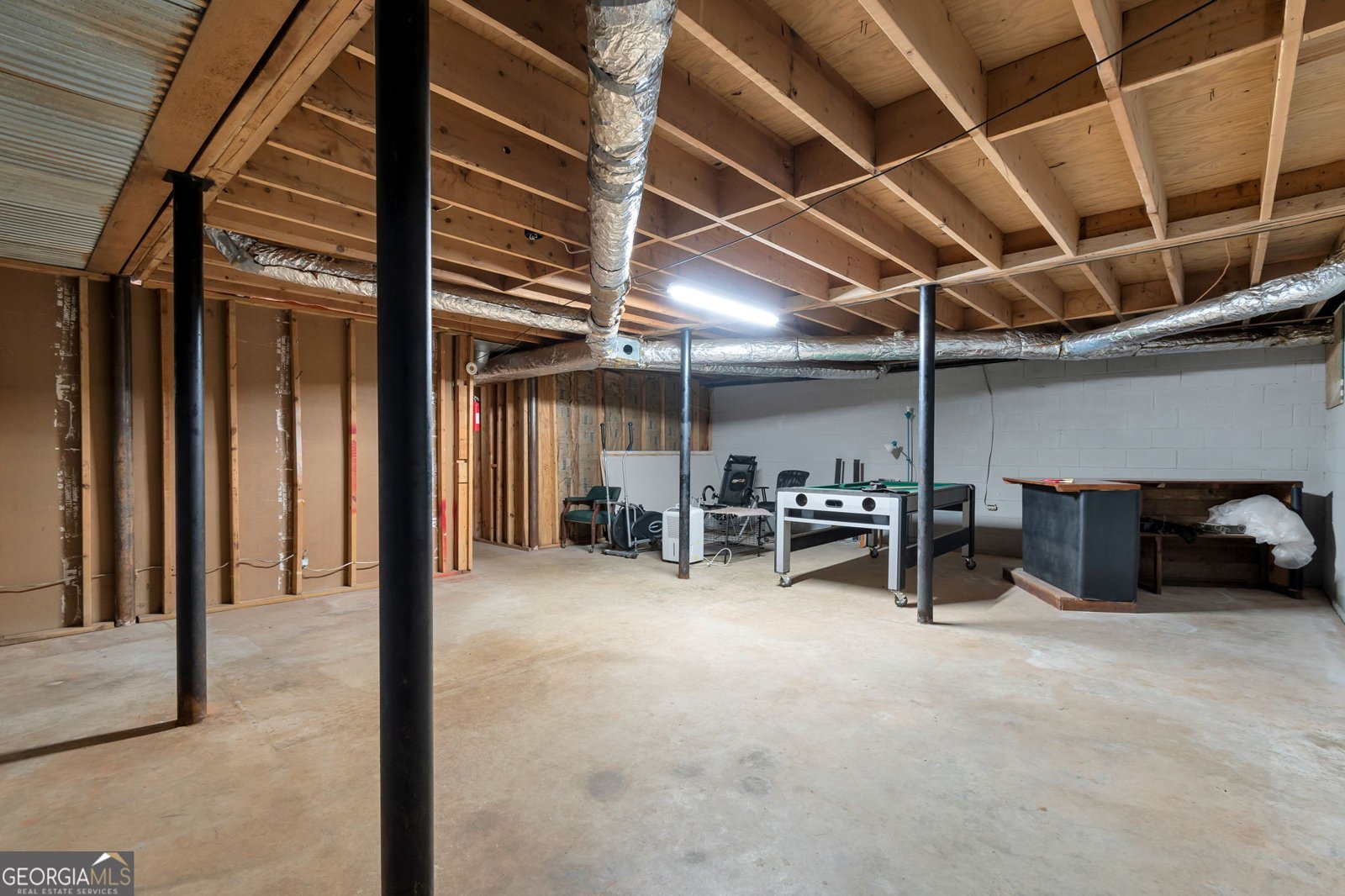 5059 Whispering Pines Drive Gainesville - 23