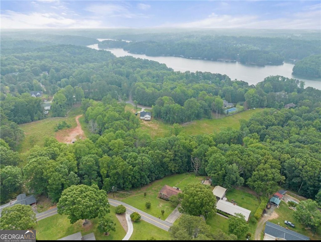 5059 Whispering Pines Drive Gainesville - 28