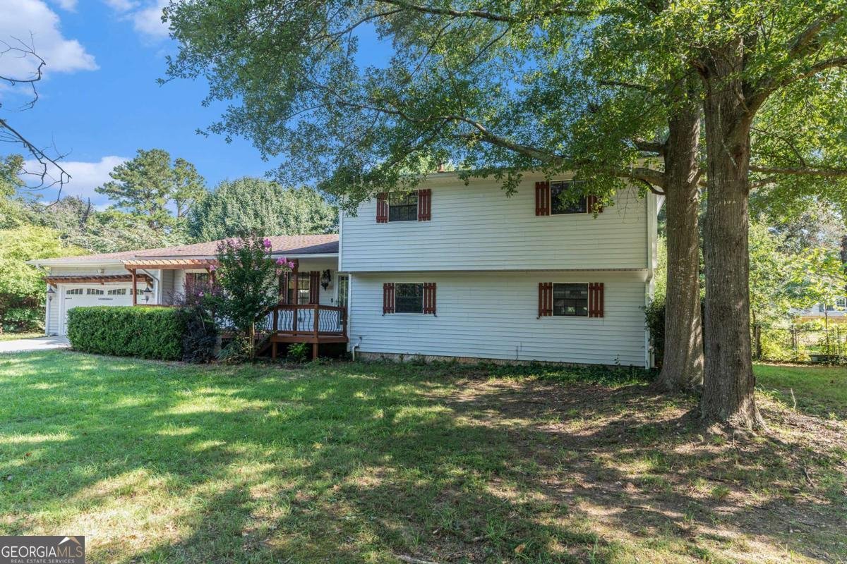 1608 Drakes Drive Jonesboro - 1