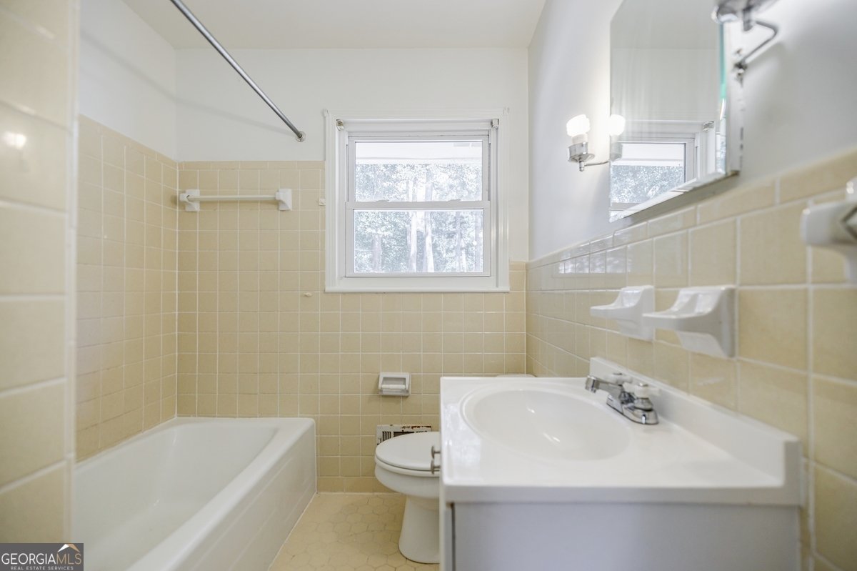 3690 Herren Drive Smyrna - 14