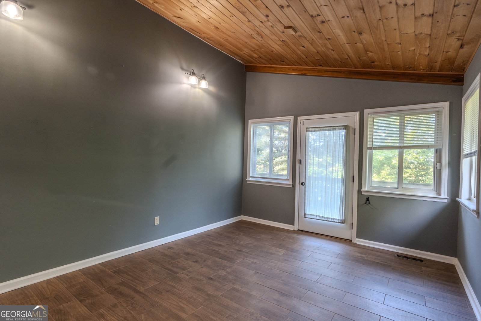 200 Mountain Meadow Road Clarkesville - 30
