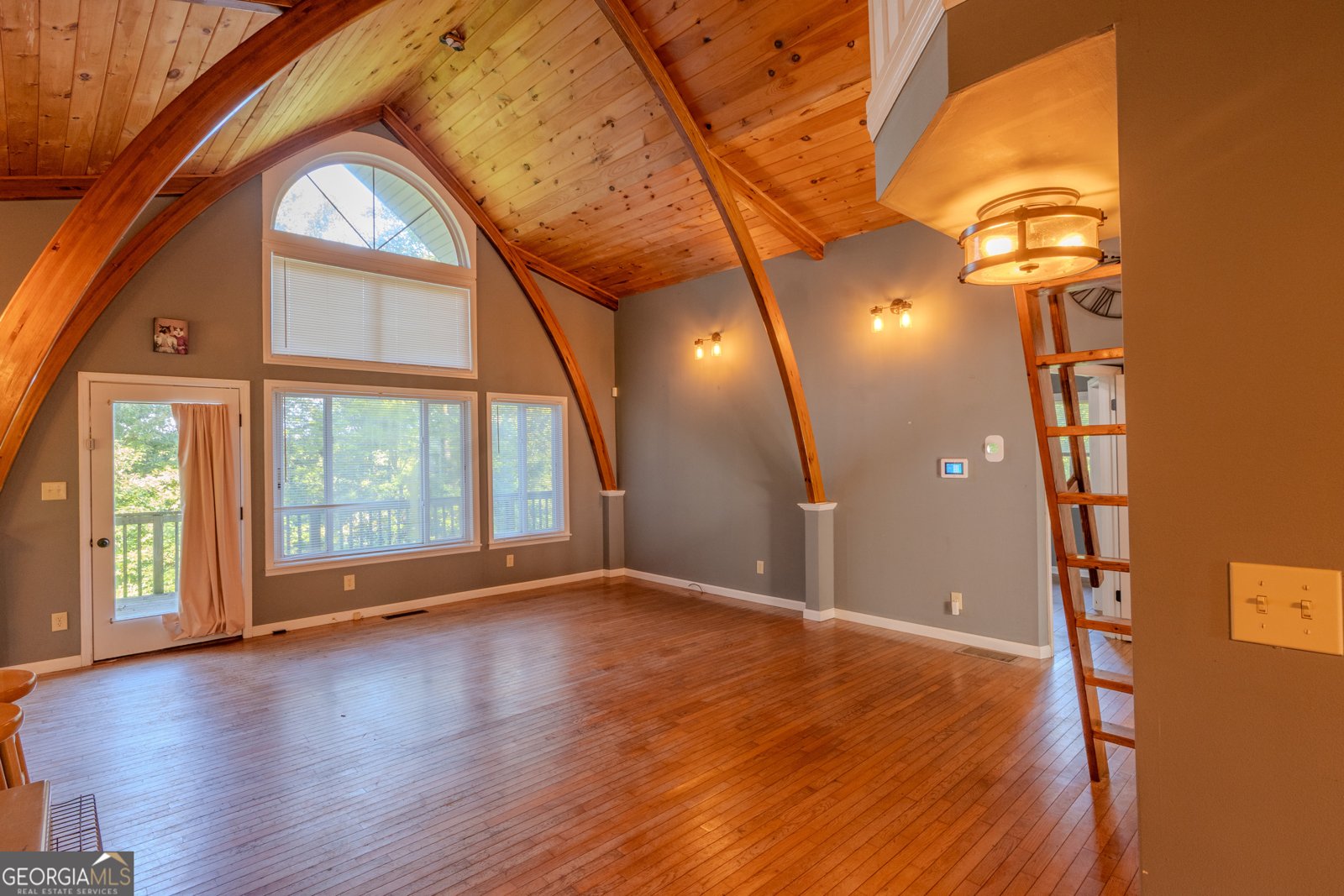 200 Mountain Meadow Road Clarkesville - 39