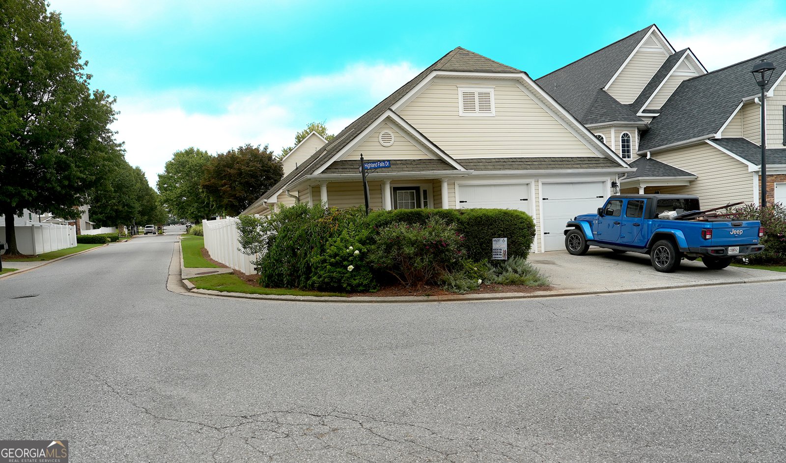 536 Highland Falls Drive Hiram - 1