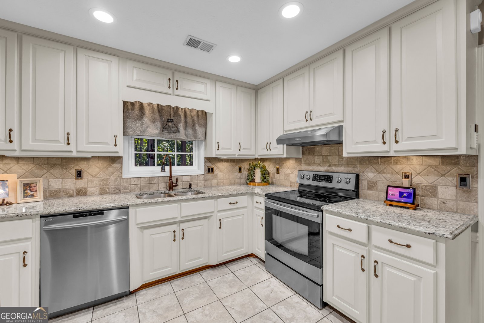 3432 Greystone Drive Loganville - 19
