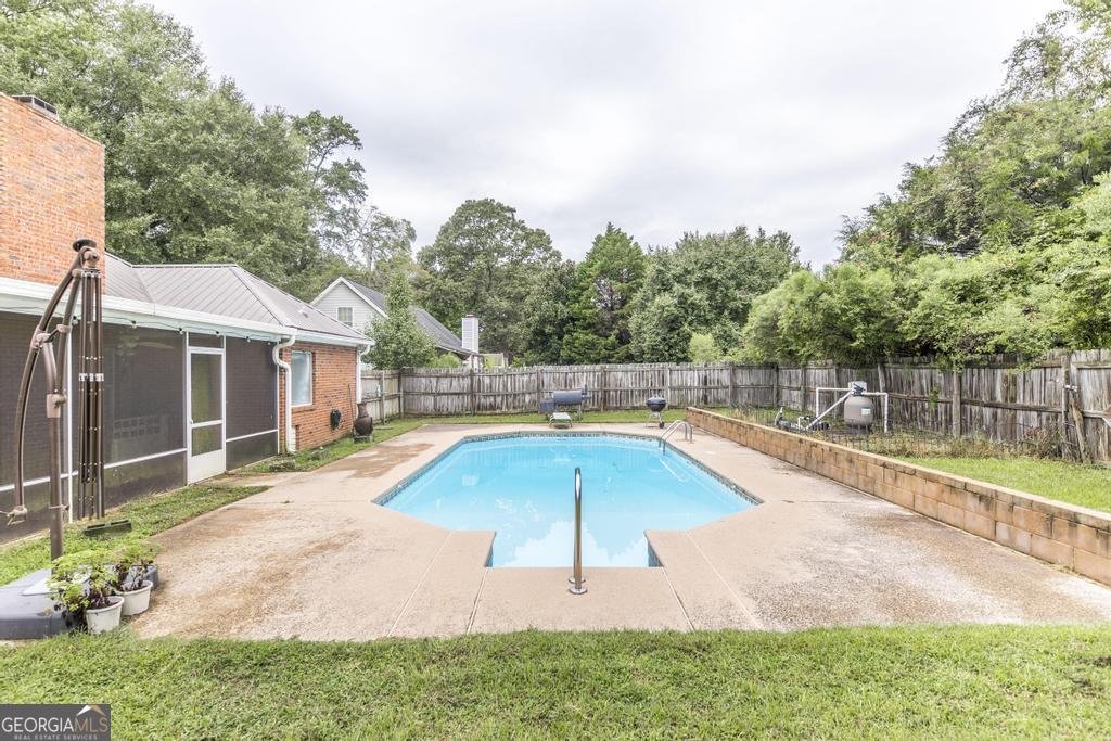 205 Woods Edge Way Warner Robins - 32