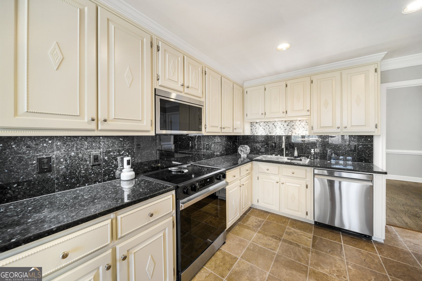 931 New Bedford Drive Marietta - 38