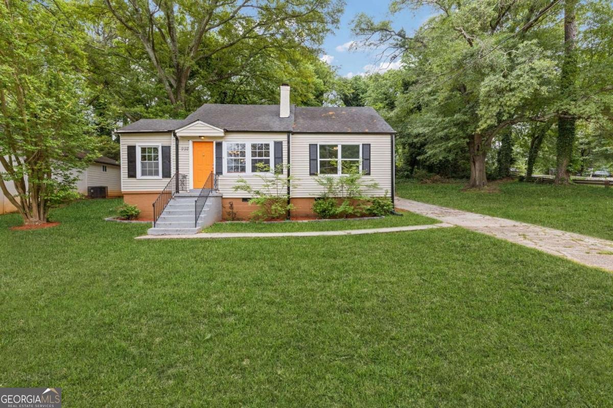992 Estes Drive Atlanta - 1