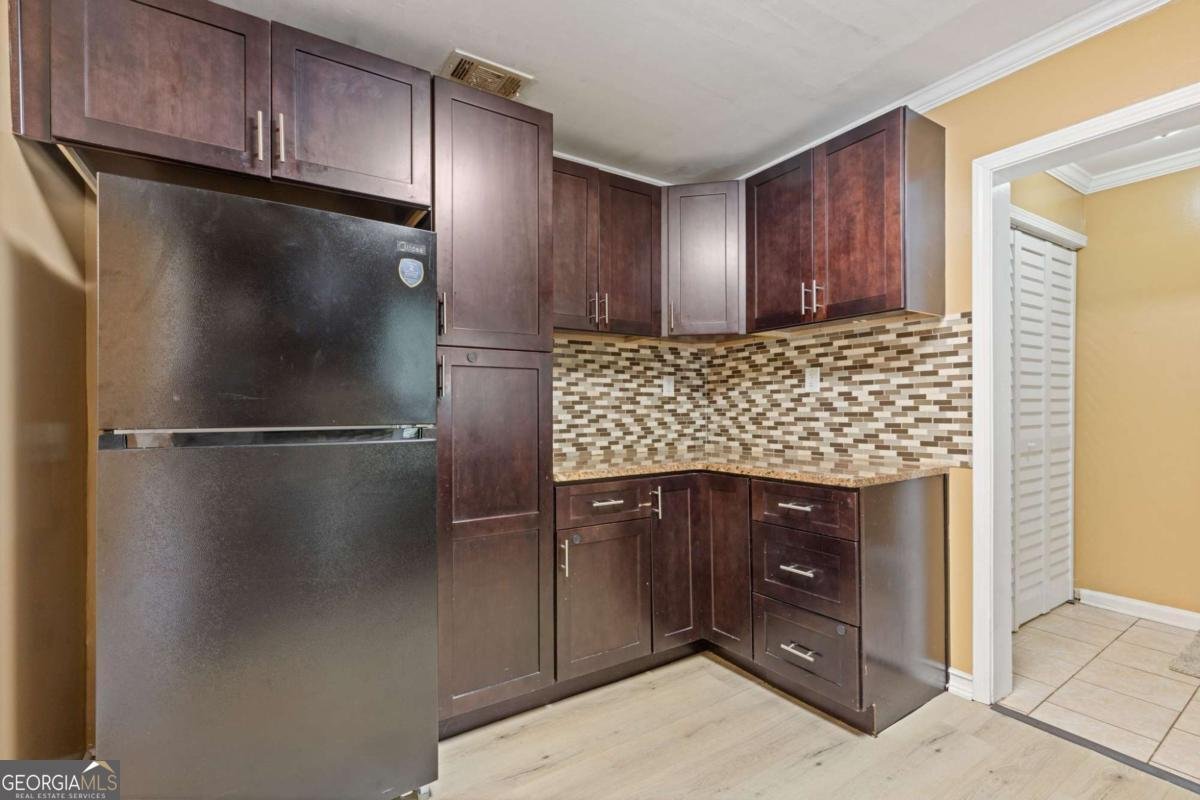 992 Estes Drive Atlanta - 13