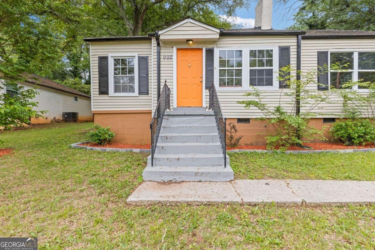 992 Estes Drive Atlanta - 3