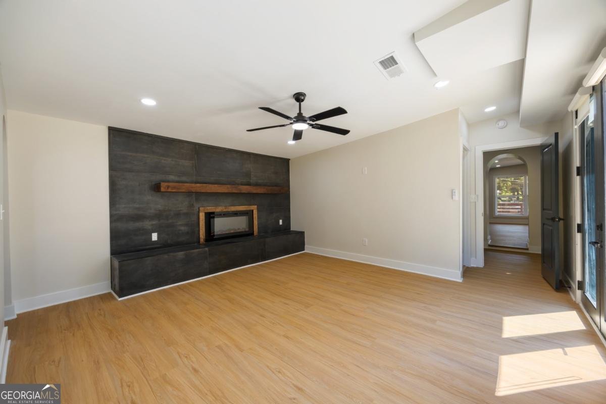 2555 Flagstone Drive Atlanta - 11