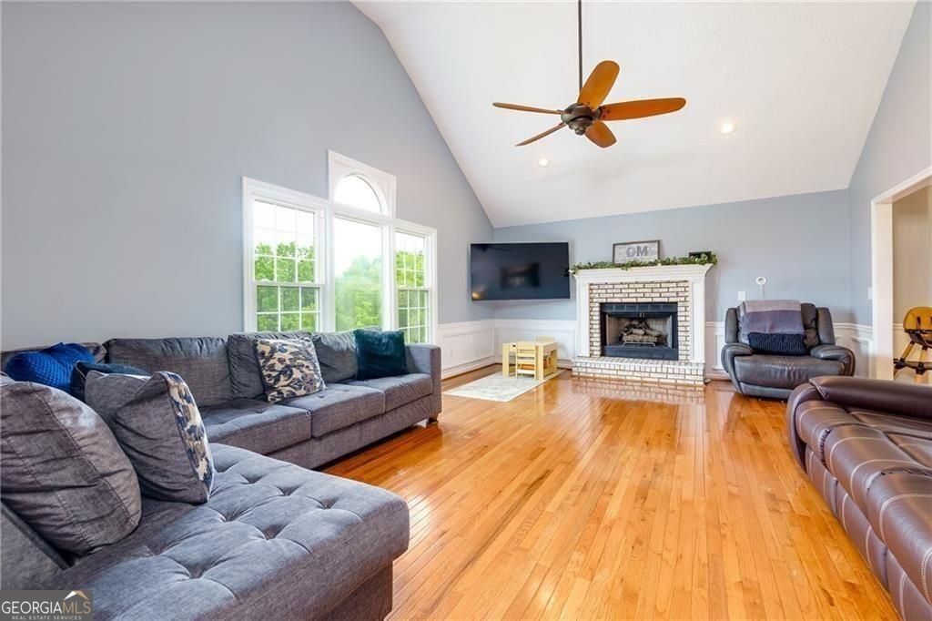 2111 Yorkshire Court Woodstock - 7