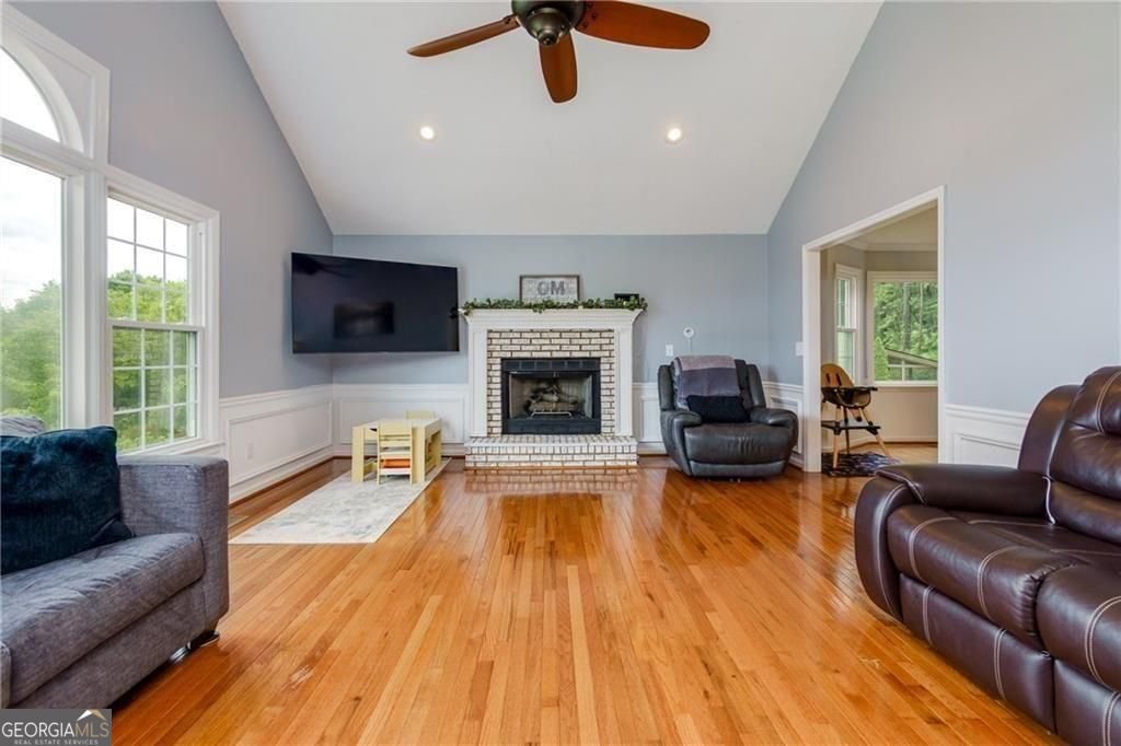 2111 Yorkshire Court Woodstock - 8