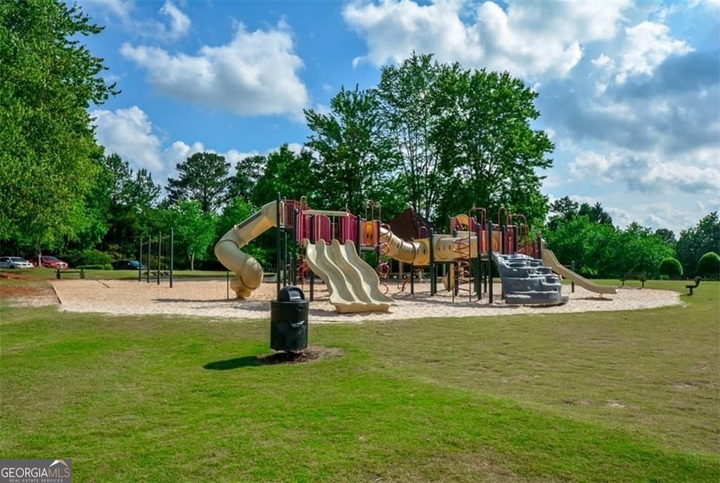1801 Summerview Court Woodstock - 3