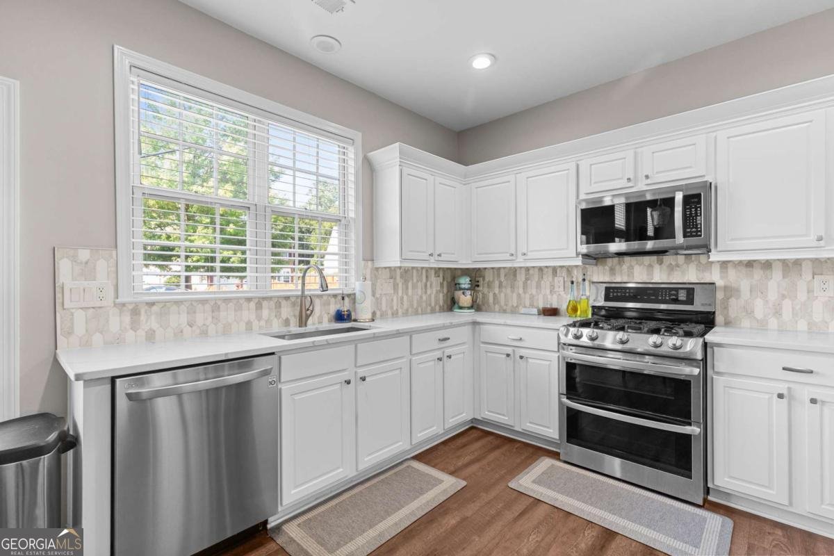 605 Sorrell Way Woodstock - 17