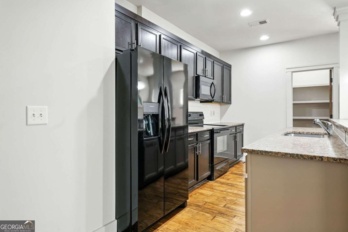 210 Oakview Drive Canton - 14