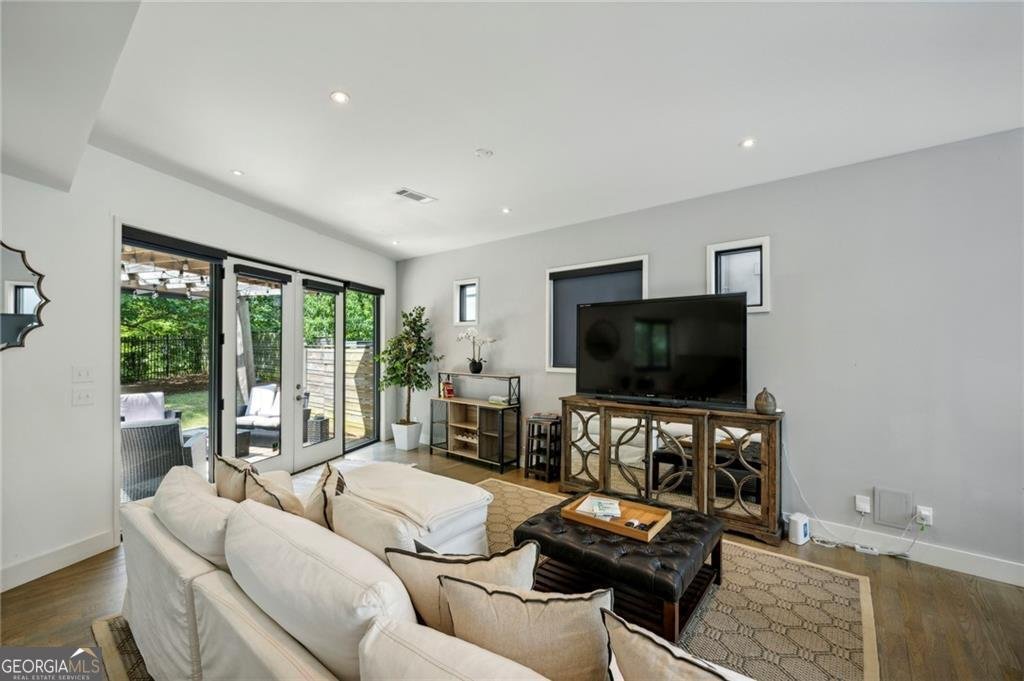 575 Highland Avenue Atlanta - 14