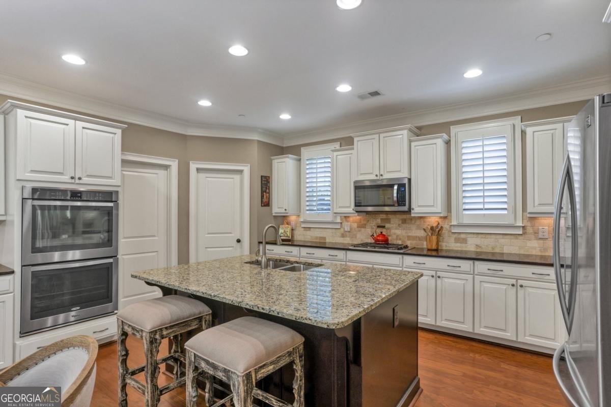 211 Avery Street Marietta - 11
