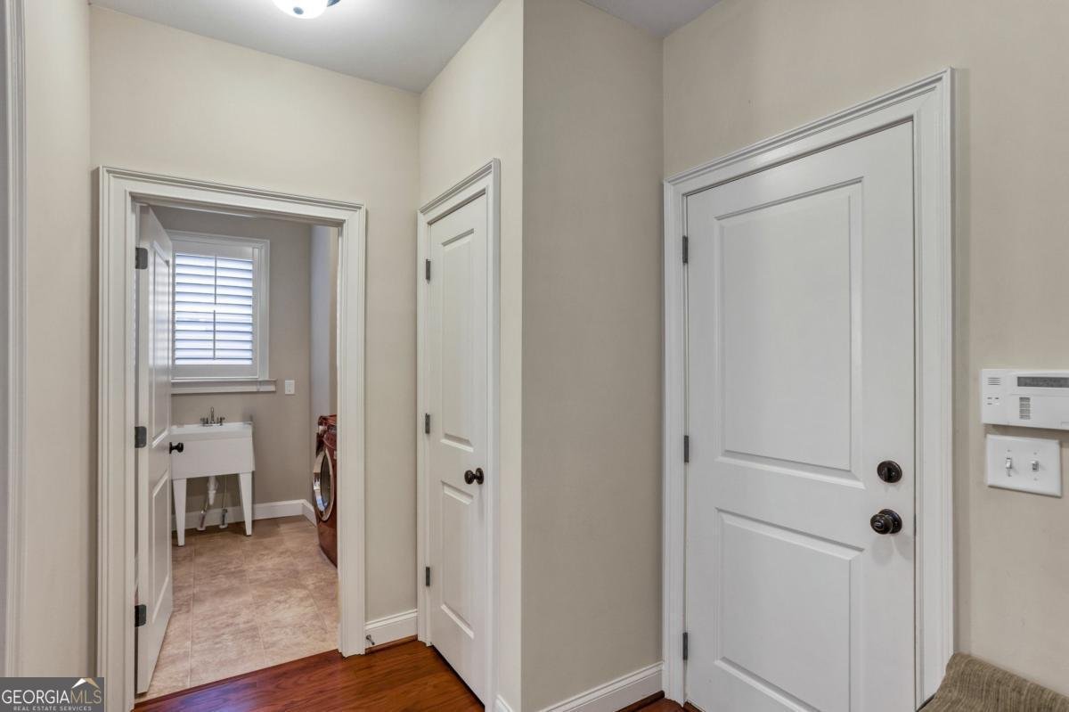 211 Avery Street Marietta - 15
