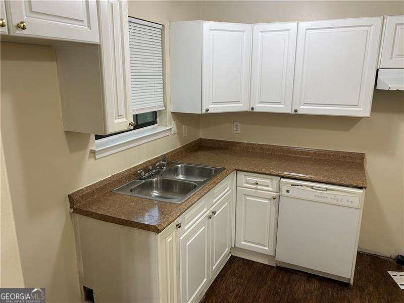 5323 Scarbrough Round Stone Mountain - 3