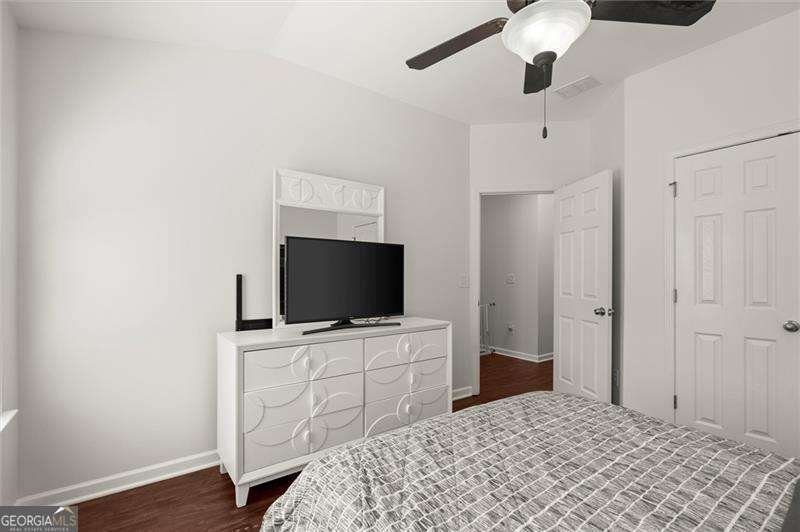 4220 Laurel Creek Court Smyrna - 32