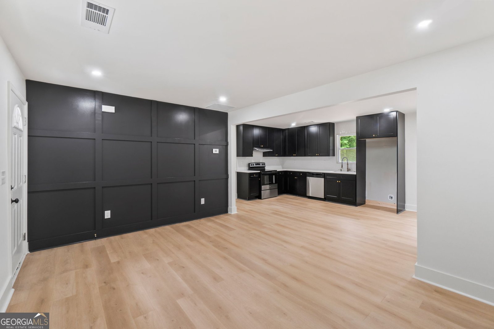 3080 KING Court Conyers - 2