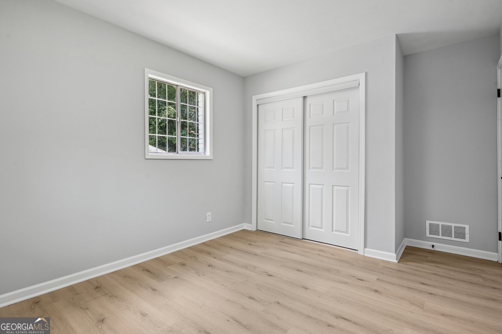 1349 Heather Circle Riverdale - 4