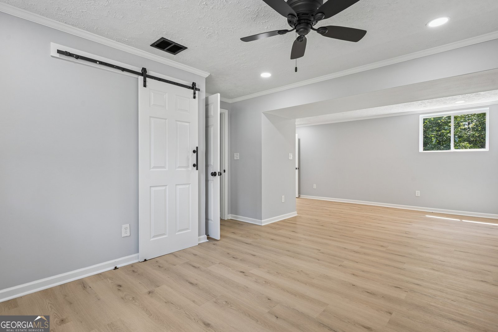 1349 Heather Circle Riverdale - 6